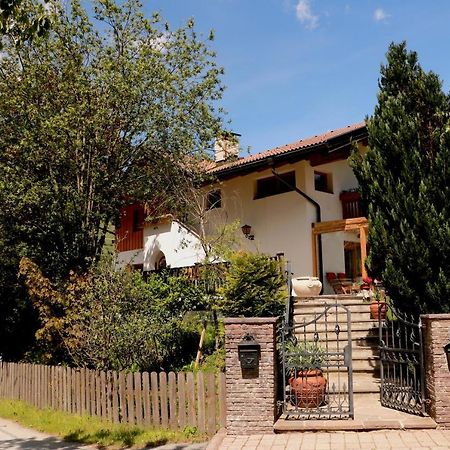 B&B Fruehlingsheim Racines Exterior foto